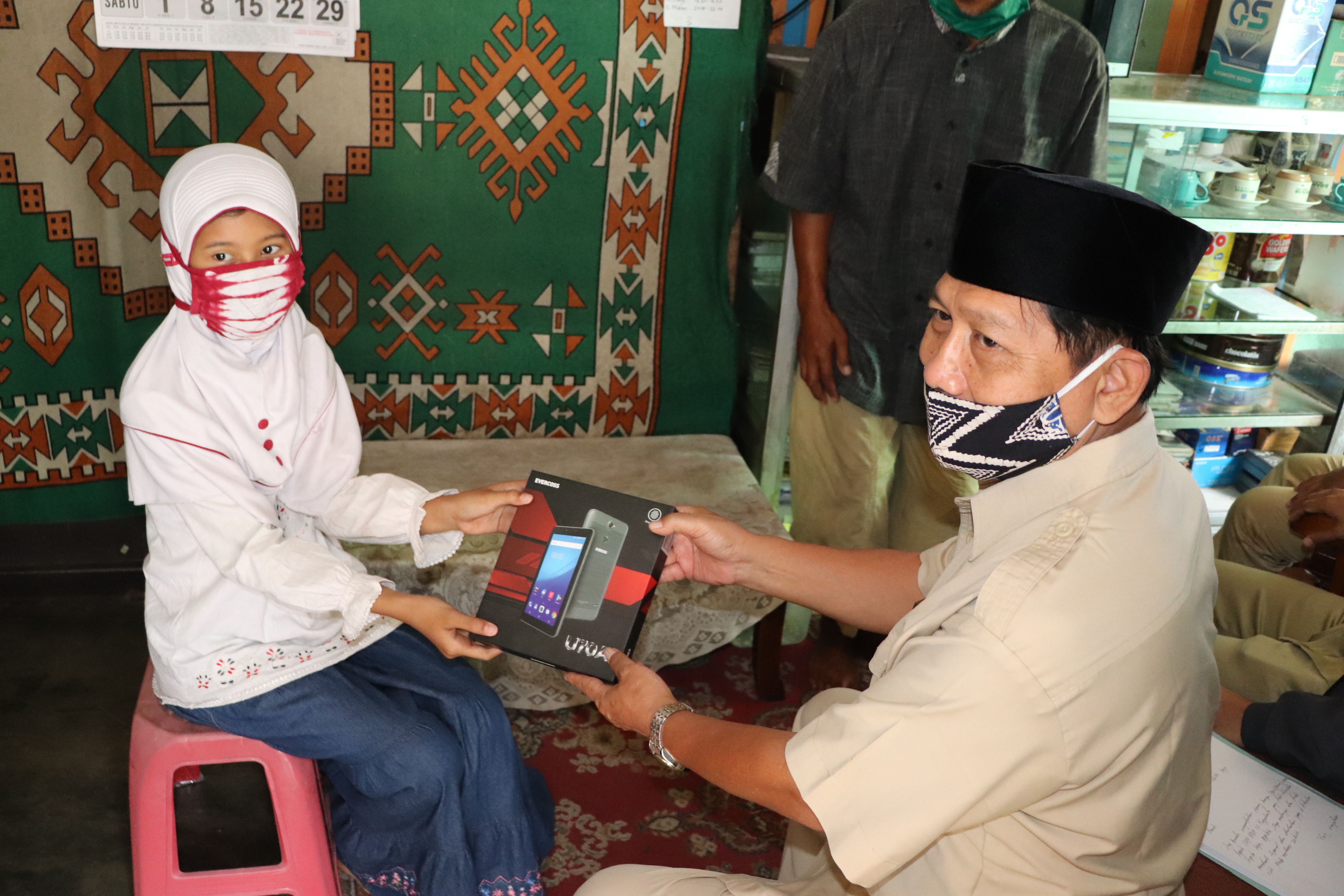 Donasi Handphone