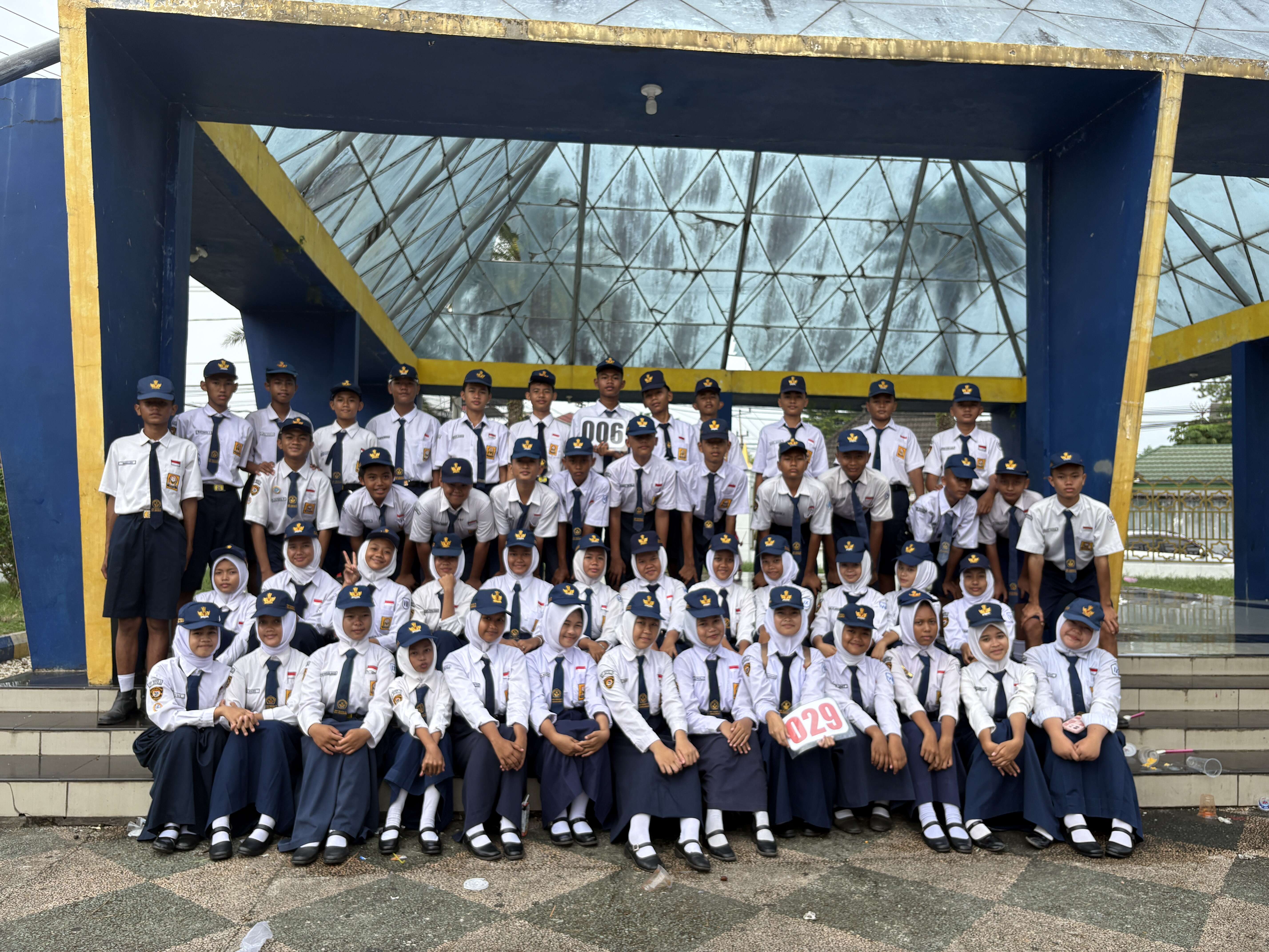 Lomba Gerak Jalan