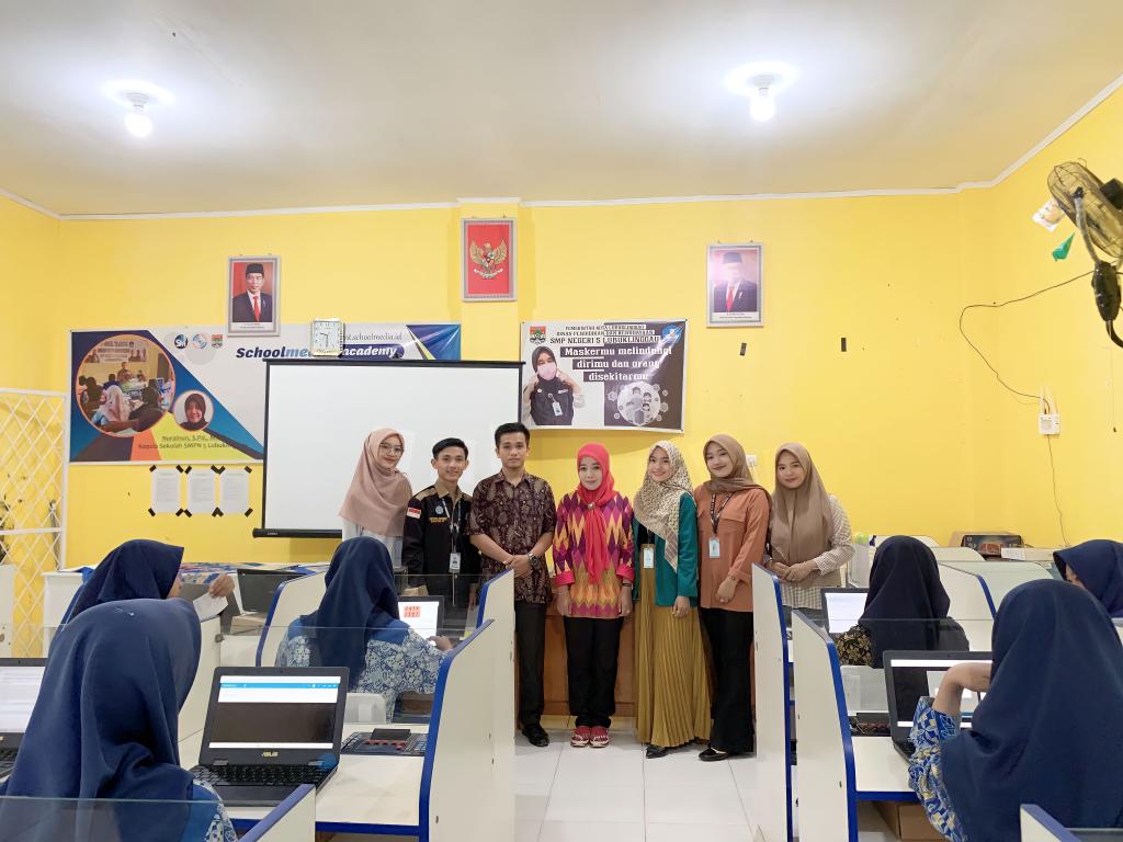 Uji Coba AKM