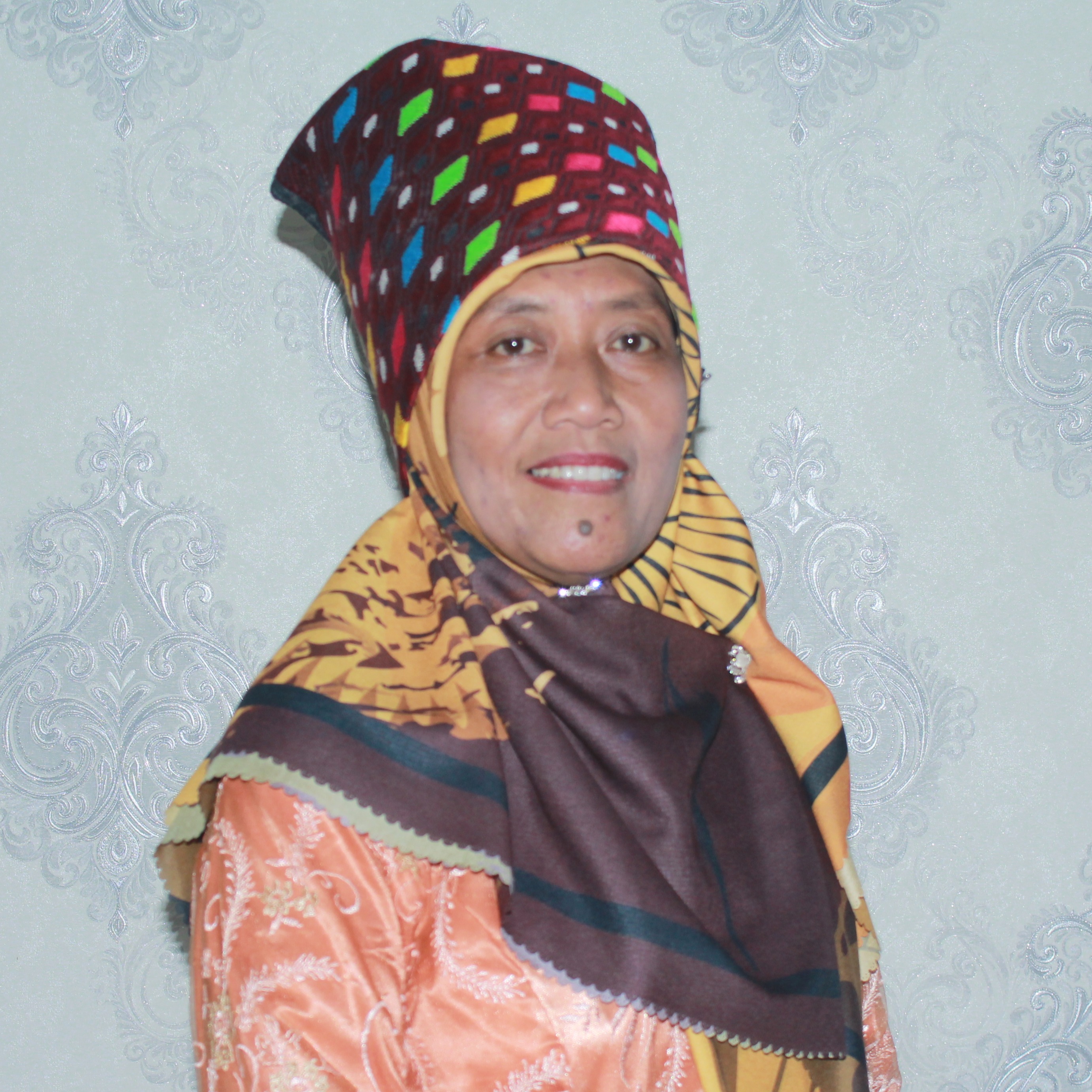 Foto Kepala Sekolah Faridha, S.Pd., M.Pd