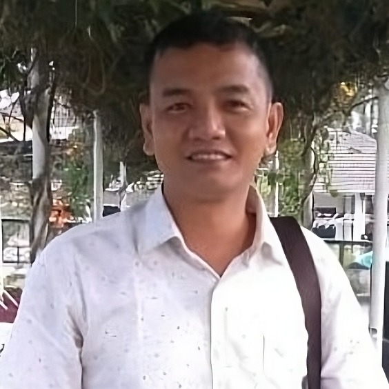Foto Kepala Sekolah TEMASOKHI TELAUMBANUA, S.Pd